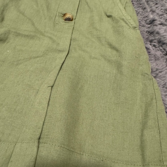 Linen Short Jumpsuit - Picture 6 of 10